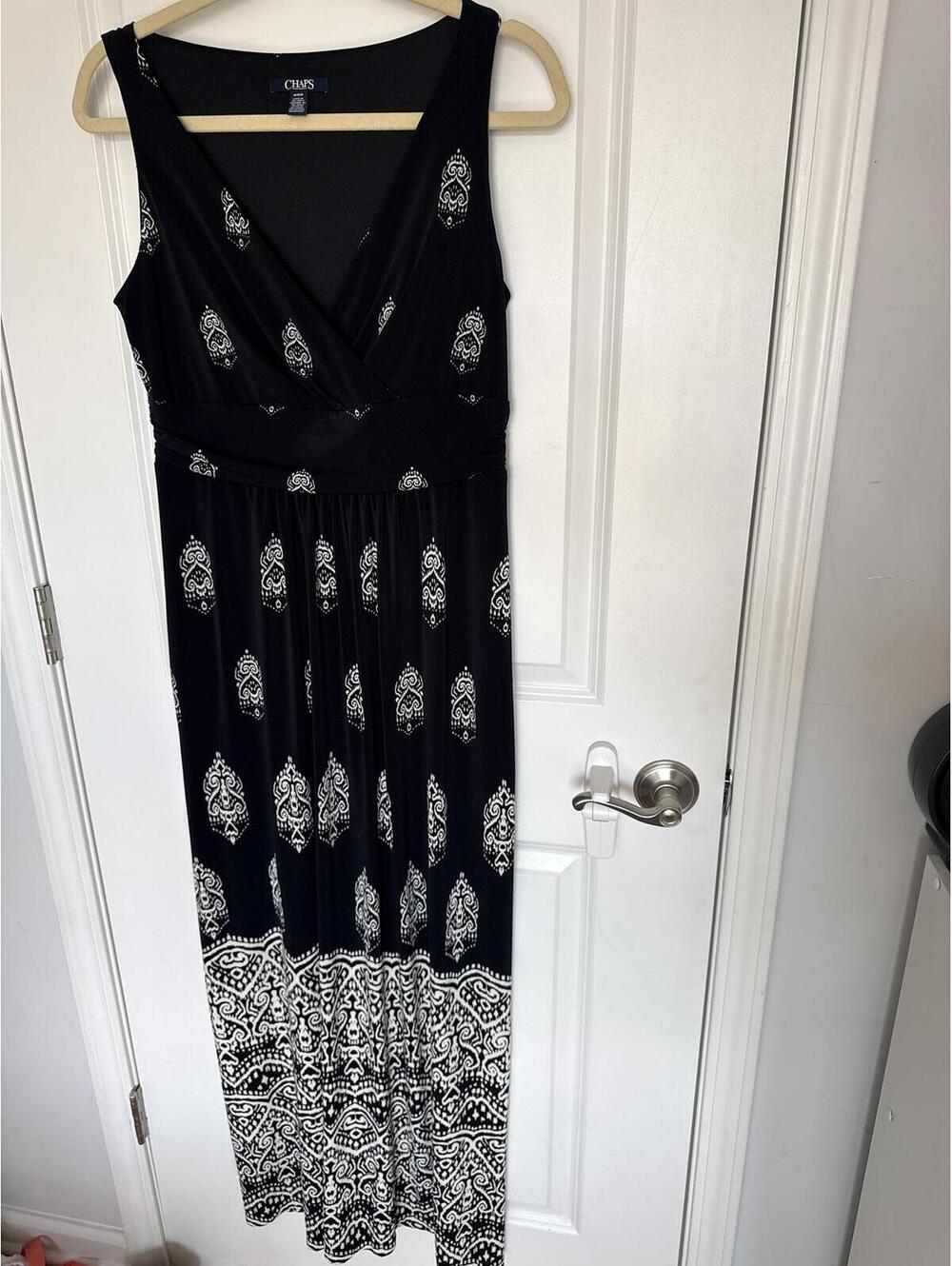 Chaps Black and White Sleeveless Maxi Dress with Pattern